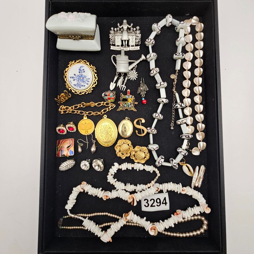 VINTAGE COSTUME JEWELRY LOT MILK GLASS FAUX PEARL LOCKET BROOCH MIXED